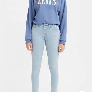 711 womens light blue denim